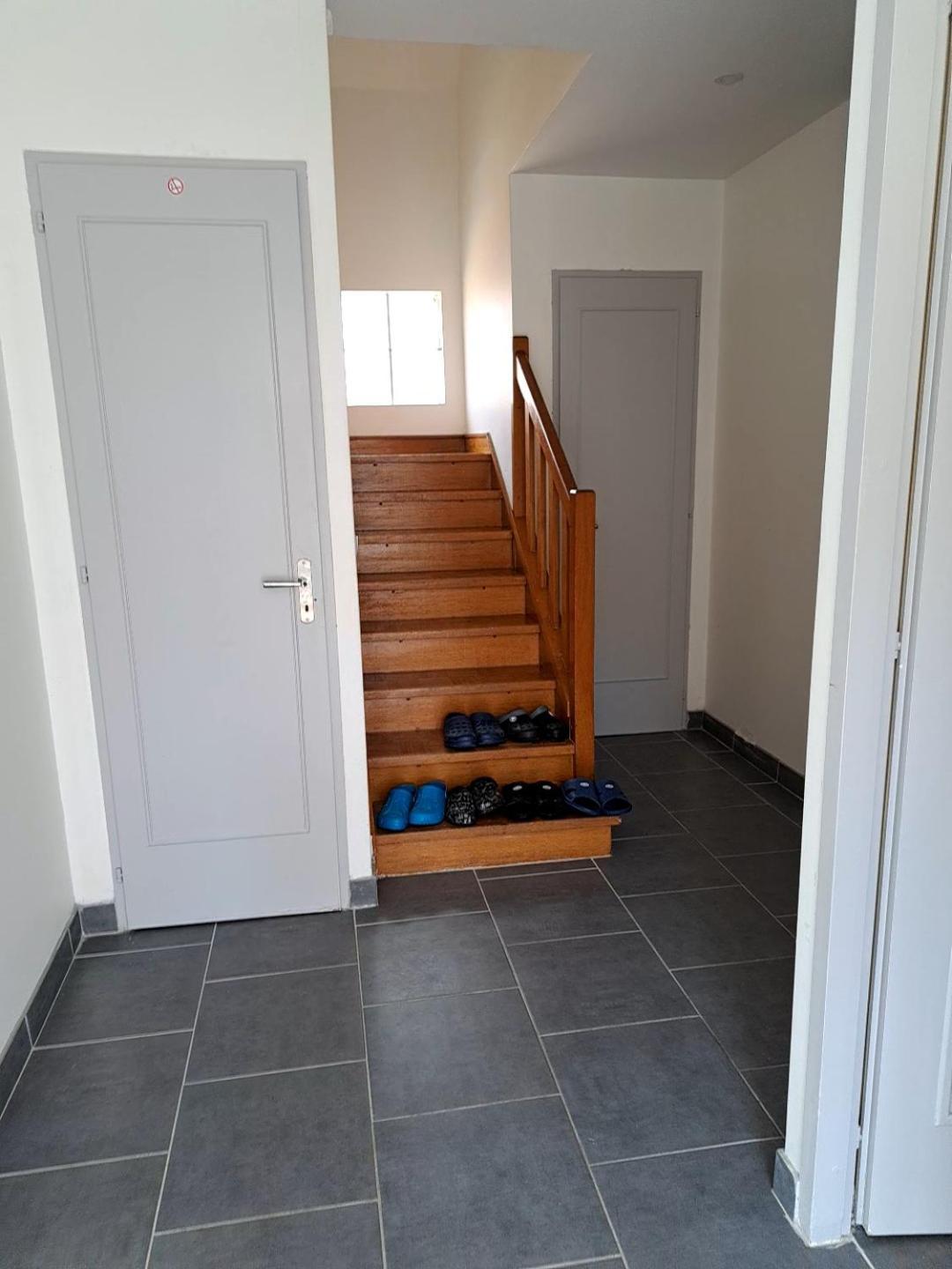 Villa Polat à Leves Extérieur photo